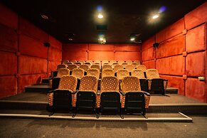 Royal Atlantis Spa & Resort