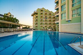 Royal Atlantis Spa & Resort