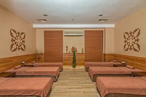 Royal Atlantis Spa & Resort