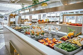 Acrotel Lilyann Boutique Hotel