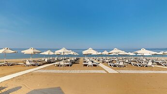 Acrotel Lilyann Boutique Hotel