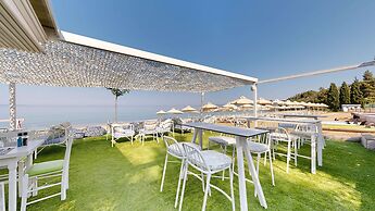 Acrotel Lilyann Boutique Hotel