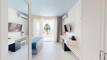 Acrotel Lilyann Boutique Hotel