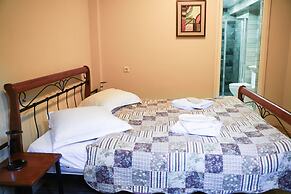 Red Fox Guesthouse