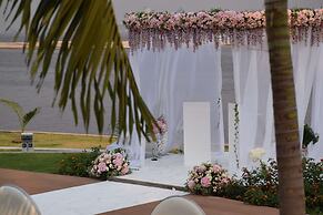 Radisson Blu M'Bamou Palace Hotel