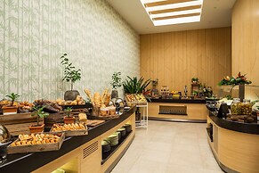 Radisson Blu M'Bamou Palace Hotel