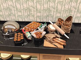 Radisson Blu M'Bamou Palace Hotel