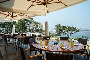 Radisson Blu M'Bamou Palace Hotel