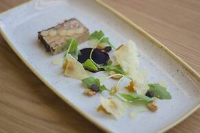 Radisson Blu M'Bamou Palace Hotel