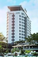 Radisson Blu M'Bamou Palace Hotel