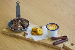 Radisson Blu M'Bamou Palace Hotel