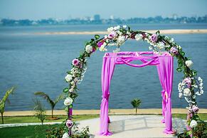 Radisson Blu M'Bamou Palace Hotel