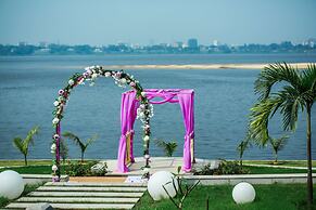 Radisson Blu M'Bamou Palace Hotel