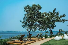 Radisson Blu M'Bamou Palace Hotel