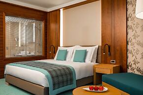 Radisson Blu M'Bamou Palace Hotel