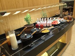 Radisson Blu M'Bamou Palace Hotel