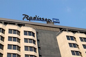 Radisson Blu M'Bamou Palace Hotel