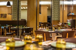 Radisson Blu M'Bamou Palace Hotel