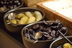 Radisson Blu M'Bamou Palace Hotel