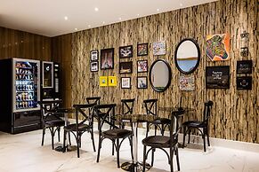 VOX HOTEL