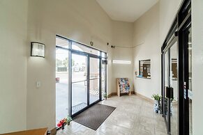 Lone Star Inn & Suites by OYO Harlingen TX