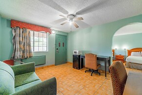 Lone Star Inn & Suites by OYO Harlingen TX