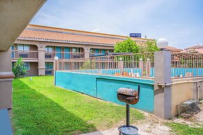 Lone Star Inn & Suites by OYO Harlingen TX