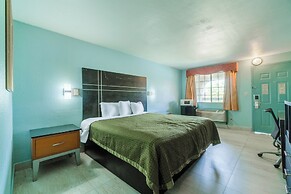 Lone Star Inn & Suites by OYO Harlingen TX