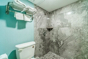 Lone Star Inn & Suites by OYO Harlingen TX