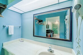 Lone Star Inn & Suites by OYO Harlingen TX