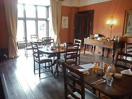 Costislost Organic Retreat