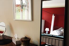 Costislost Organic Retreat