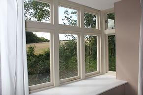 Costislost Organic Retreat