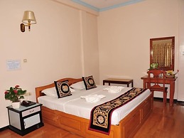 Golden City Crown Hotel