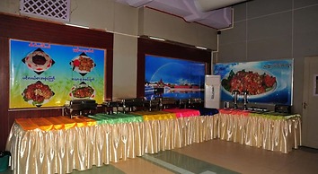 Golden City Crown Hotel