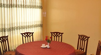 Golden City Crown Hotel