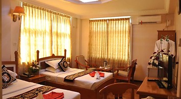 Golden City Crown Hotel