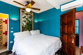 Garlands del Rio Riverside Boutique Hotel