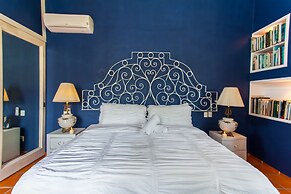 Garlands del Rio Riverside Boutique Hotel