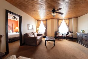 The Holland Hotel