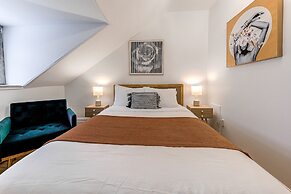 North House - Auberge la chouette / Hôtel Automatisé