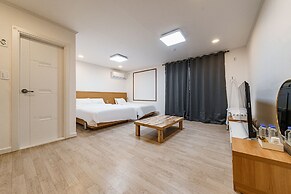 Seorak Hot Spring Mammoth Resotel