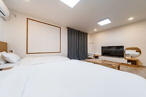 Seorak Hot Spring Mammoth Resotel