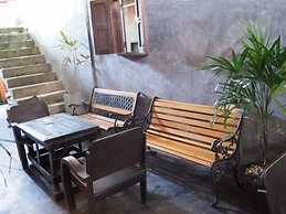 Big Boss Hostel
