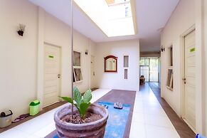 Ardhya Guest House