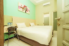Ardhya Guest House