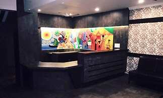 Shining Sand Beach Hotel