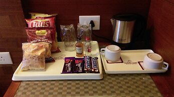 Shining Sand Beach Hotel