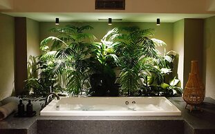 Miramare Beach Hotel