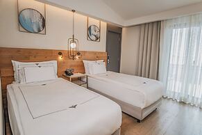 Miramare Beach Hotel